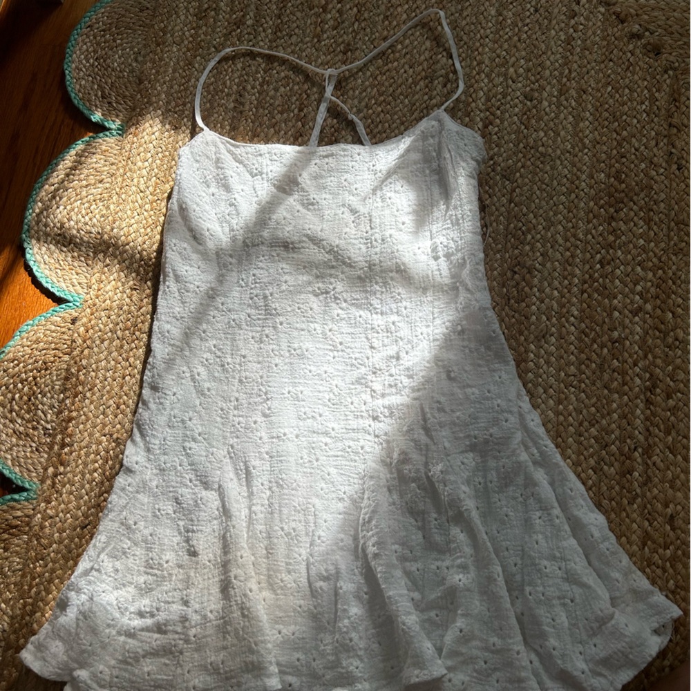 Zara sweet little white dress